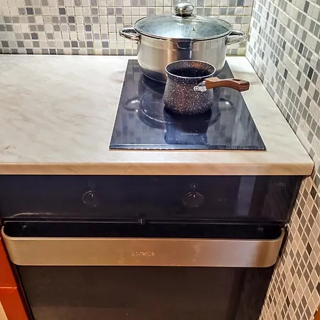 Half Private Using One Bedroom Instead Of Two - Better Value *