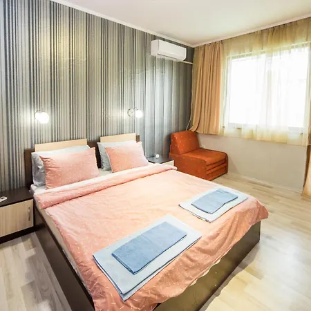Apartment Half Private Using One Bedroom Instead Of Two - Better Value Burgas