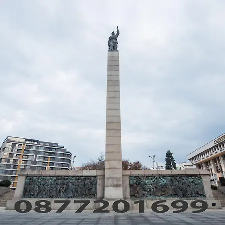 Half Private Using One Bedroom Instead Of Two - Better Value Apartment Burgas