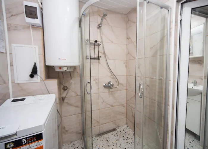 شقة One Bedroom - Great Location